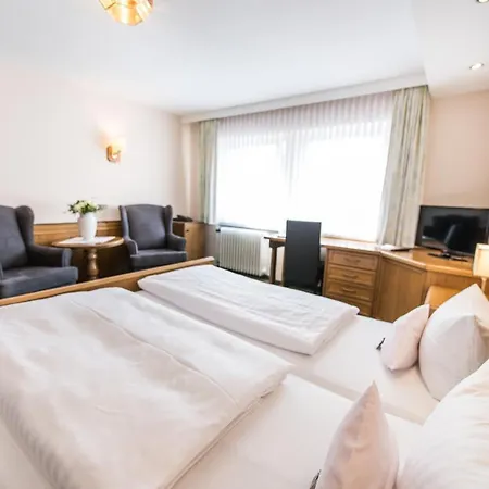 فندق Hanses-braeutigam