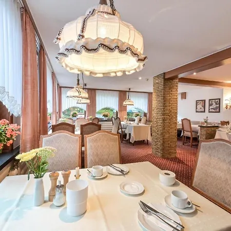 Otel Hanses-braeutigam 3*