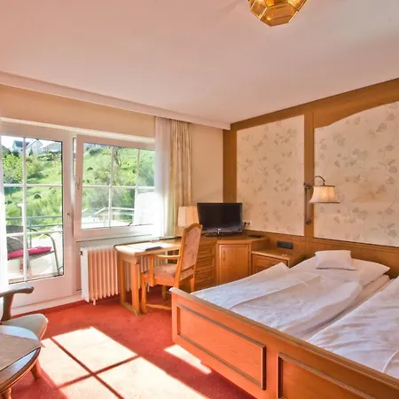 Hanses-braeutigam Otel