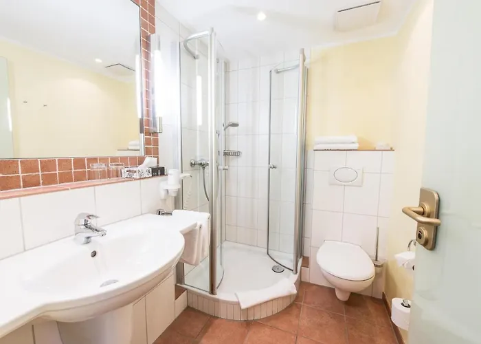 מלון Hanses-braeutigam 3*